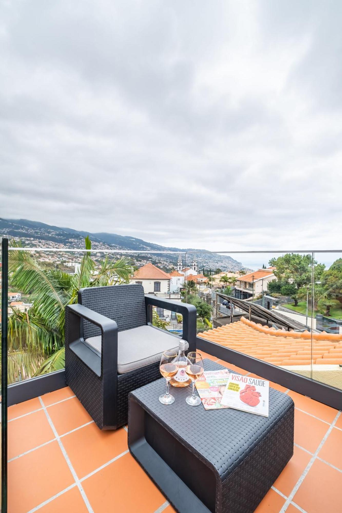 Eyes In The Sky Apartment Funchal  Exterior photo